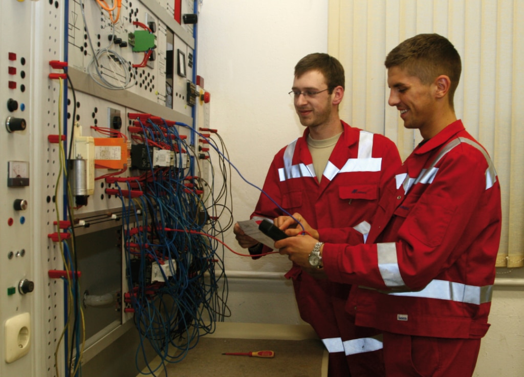 Bringe die Elektronen in Bewegung.