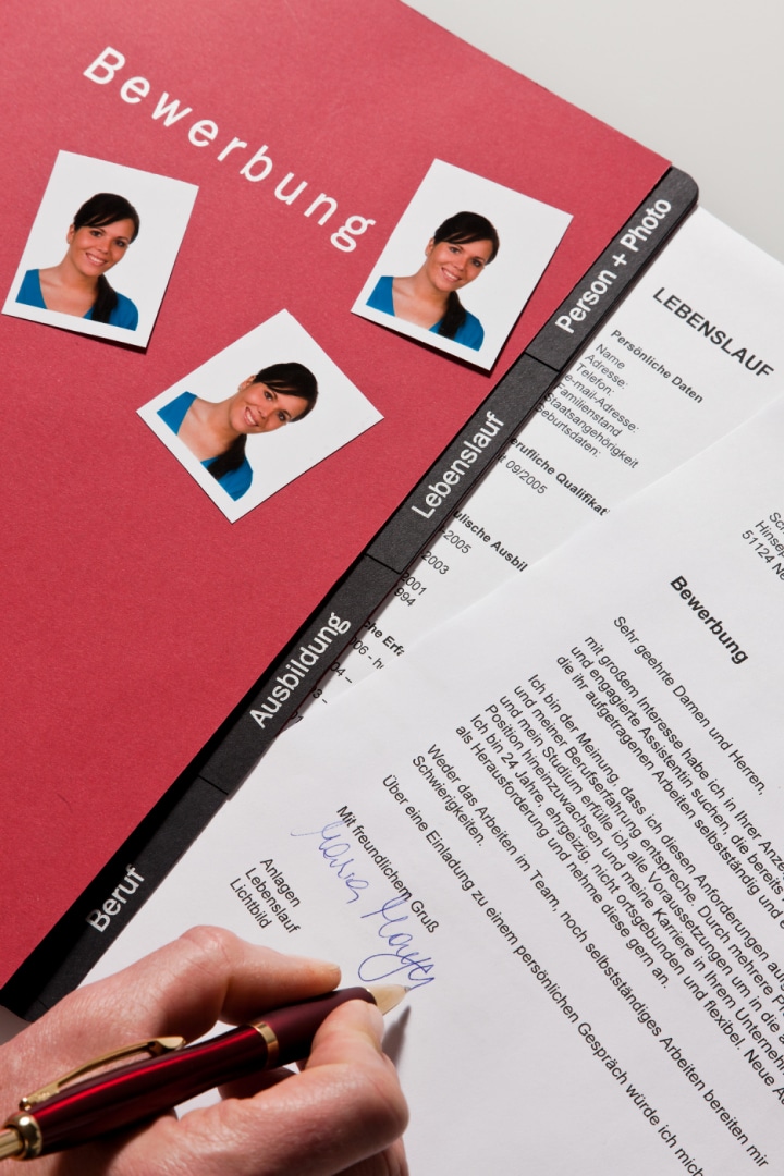 Lebenslauf und Bewerbung Schreiben in DeutschBewerbungsschreibe